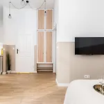 Malila Premium Center Kazimierz Starowislna 41 *